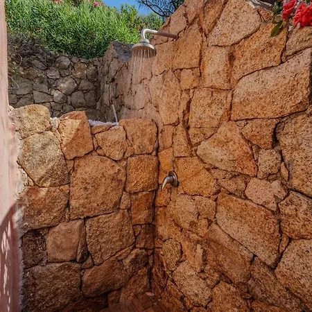 Casa N 8 Li Menduli