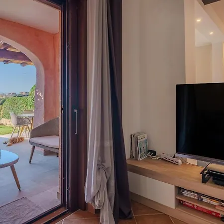 Casa N 8 Li Menduli